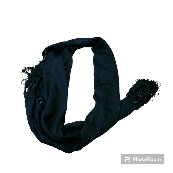 🔥$5 Scarf Black Embroidered Fringe - Picture 1 of 3